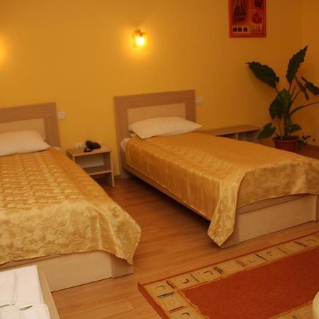 Pensiunea Maria , Floresti Phòng bức ảnh